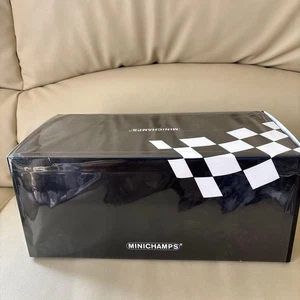 Coche Modelo F1 Minichamps 1/18 Alpine A522 F. Alonso Bahrain GP 2022 - Imagen 1 de 13