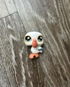Littlest Pet Shop LPS Original Hasbro #741 Pelikan mit blauen Spritzaugen - Bild 1 von 3
