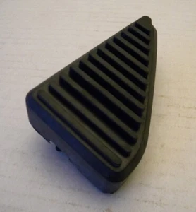Yamaha XVZ 1300 Venture Royale Footrest Cover Foot Rest 1NL-27413-00-00 XVZ13 - Picture 1 of 2