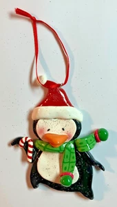 Vintage 1990s Penguin with Stocking Cap Wood Christmas Holiday Ornament 4 in VG! - Picture 1 of 4