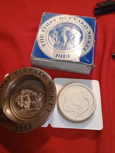 Avon 1913 The First Buffalo Nickel W/Soap & Metal Soap Dish & Original Box - Picture 1 of 7