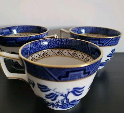 Royal Doulton Booths Majestic Set Of 3 Cups Real Old Willow Blue with Gold Rim  - Image 1 of 4