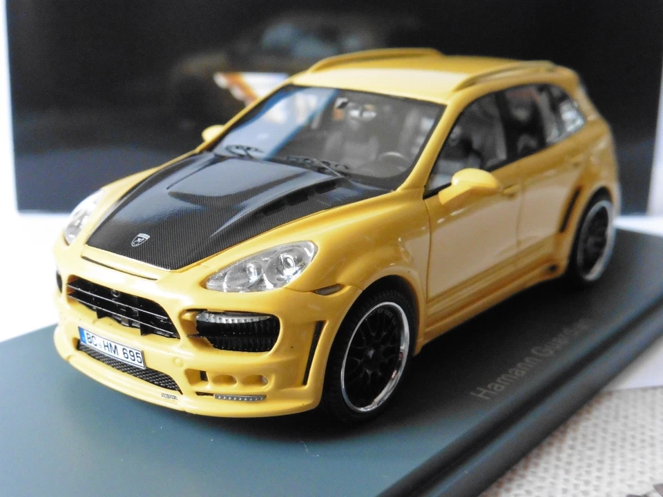 HAMANN GUARDIAN GIALLO CARBONIO 2012 PORSCHE CAYENNE BAUJAHR NEO 45695 1/43 - Immagine 1 di 1