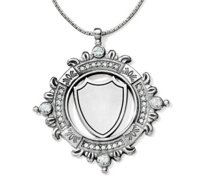 Nuevo con etiquetas Collar Brighton MEDALLA ESCUDO REAL Plata Medallón Cristal Precio de venta sugerido por el fabricante $68 Foto 1 de 4