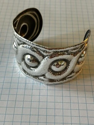 REDUCED PRICE James Avery Silver Repousse Wide Cuff Bracelet Free Shipping - Image 1 of 4