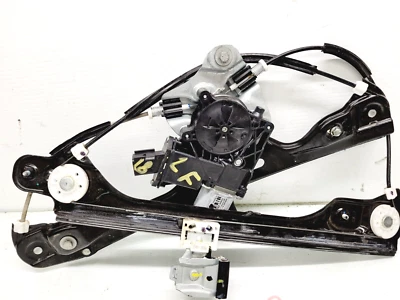 2016-2018 Cadillac ATS Left Front Door Window Regulator w/ Motor OEM 0130822884 - Image 1 of 4