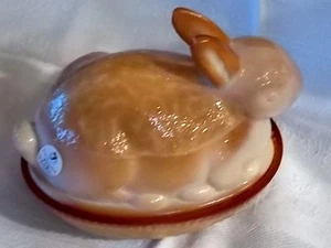 FENTON Easter BUNNY RABBIT BOX SWIRLED SLAG GLASS 5098 CK ORIGINAL BOX EXCELLENT - Picture 1 of 6