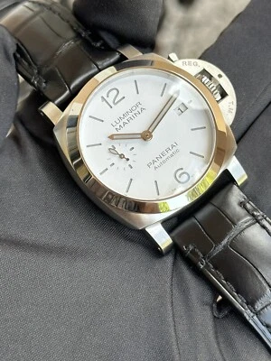 Panerai Luminor Quaranta Automático 40mm PAM01371 (2024) 1371 ESFERA BLANCA Foto 1 de 4