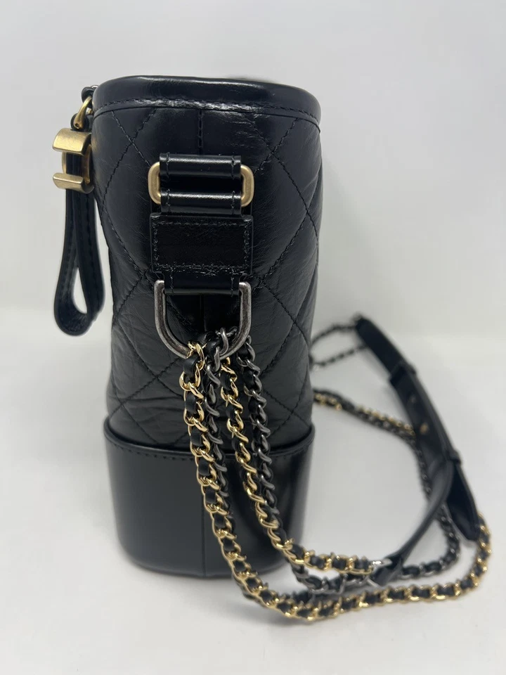 BOLSO DE MANO CHANEL CUERO (LP9020756) Foto 1 de 4