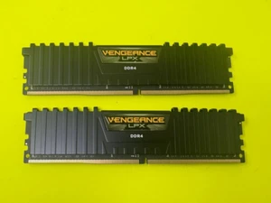 2 x 16 Go = 32 Go Corsair Vengeance LPX PC4-25600 DDR4-3200 MHz CM4X16GC3200C16K2E - Photo 1/2