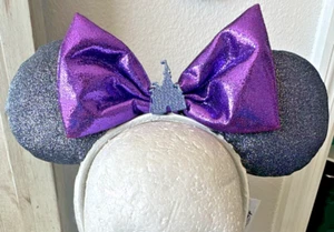 !New Disney runDisney 2020 Princess Half Marathon Mickey Minnie Ears In Hand - Picture 1 of 2