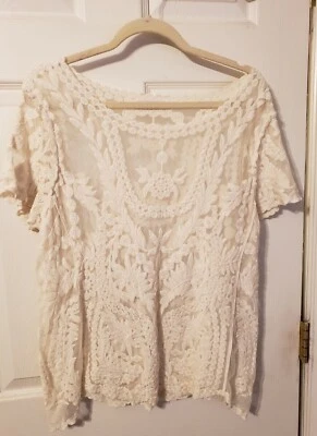 Preciosa blusa de encaje John Paul Richard, marfil. Detalles suaves y bonitos.  Foto 1 de 4