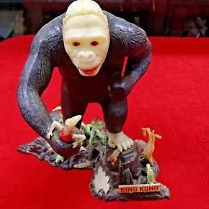 Aurora 'King Kong' Model - Built Up, Complete with Parts, Some Paint, needs TLC - Picture 1 of 16
