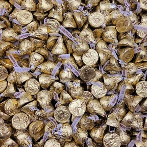 HERSHEY'S Kisses Milk Chocolate With Almonds, Bulk & Delicious Candy (2 Pounds) - Picture 1 of 13
