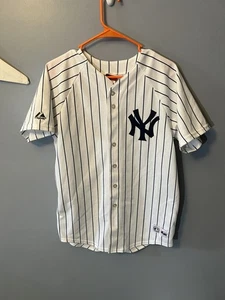 New York Yankees Pinstripe Majestic Youth XL Women’s Jersey - Picture 1 of 5