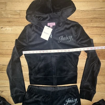 $199 全新带标签 Juicy couture 丝绒运动服套装拉链夹克 + 慢跑者 Vixen 黑色 XS — 第 1/4 张图片