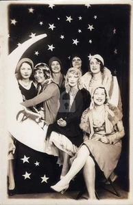 Studio Paper Moon Ladies Women Flapper Style RPPC Postcard COPY - Bild 1 von 2