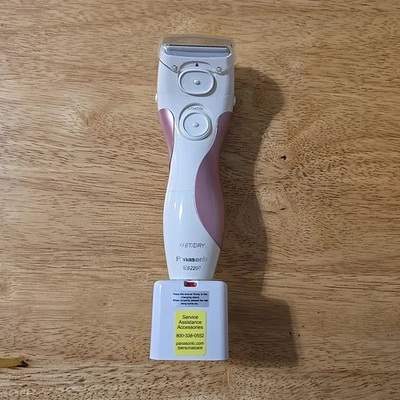 Panasonic Wet/Dry Women's Cordless Rechargeable Shaver ES2207 Works Great - Image 1 of 4
