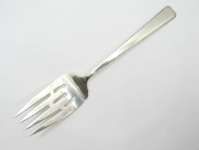 STERLING SILVER TOWLE OLD LACE 8'' COLD MEAT SERVING FORK FLATWARE NO MONOGRAM - Image 1 of 4
