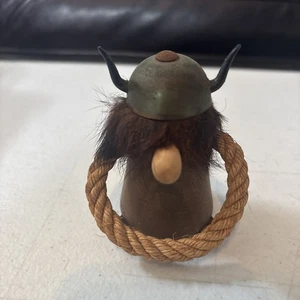 Figura de cuerda de arte popular danés de teca vikinga vintage Dinamarca - Imagen 1 de 5