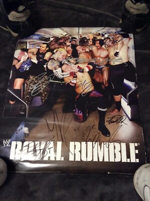 PÓSTER AUTOGRAFIADO 15x19 WWE ROYAL RUMBLE 2010 + 11 HARDY ORTON MYSTERIO MIZ CERTIFICADO DE AUTENTICIDAD Foto 1 de 4