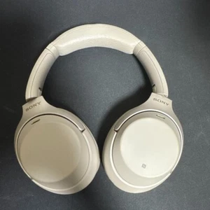 Sony Wireless Noise Cancelling Stereo Headphones WH-1000XM3 From Japan - Picture 1 of 3