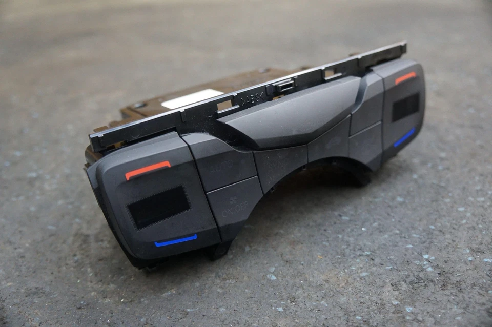 Interruptor de temperatura de CA de control de clima HVAC 79600-T6N-A41 OEM Acura NSX 2017-20 Foto 1 de 4