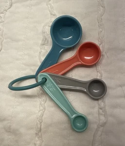 Pioneer Woman 4-Piece Melamine Measuring Spoon Set - Picture 1 of 3