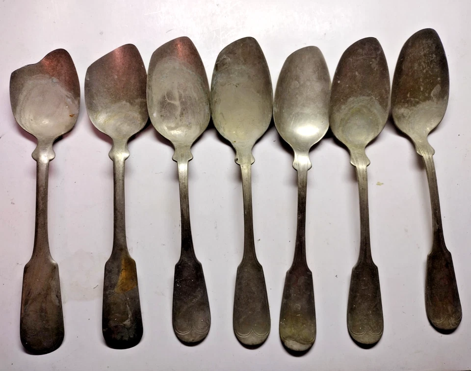 Juego de 7 cucharas soperas de alpaca alemana plata antigua genuina de la era de la Guerra Civil Foto 1 de 4