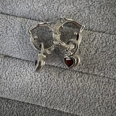Pendientes de aro colgantes extraíbles Judith Ripka granate y corazón Diamonique con extra Foto 1 de 4
