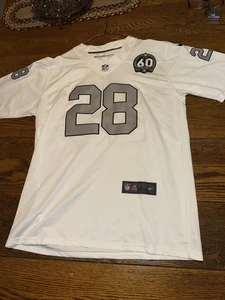 Nike Raiders Trikot Josh Jacobs 28 weiß mit 60 Jahren Patch genäht Größe L - Bild 1 von 18