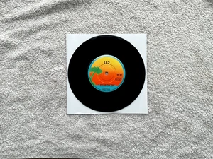 U-2. - Picture 1 of 2