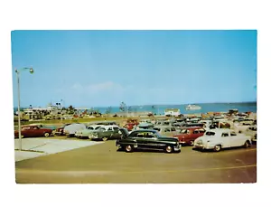 St Ignace Michigan MI State Ferry Dock alte Autos Parkplatz 1954 Postkarte unbenutzt - Bild 1 von 2