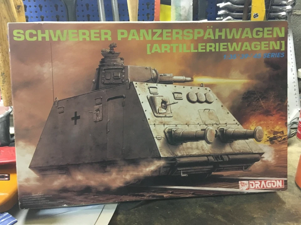 Dragon 1/35 Schwerer Panzerspähwagen Artilleriewagen - Immagine 1 di 2