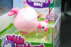 NIB Bobble Bottoms Collectible- PIG CUTE Bobbling Booties #1 Gifts Choice - Picture 1 of 6