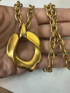 Vintage Necklace Express Pendant Brushed Goldtone Chunky Matte 20 Inches - Picture 1 of 5