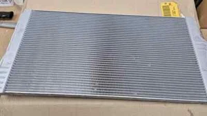 Genuine BMW Engine Cooling Radiator 17117589004 - Picture 1 of 7