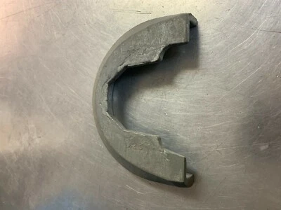  #983494 OMC JOHNSON EVINRUDE  STRINGER COBRA HORSESHOE ZINC ANODE X23 - Image 1 of 4