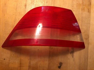 Luz trasera izquierda trasera izquierda genuina SAAB 9-3 sedán SOLO LENTE 12785759 Foto 1 de 4
