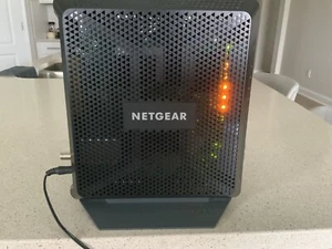 NETGEAR AC1900 C7000v2 Bezprzewodowy router kablowy Wi-Fi Modem - Zdjęcie 1 z 13