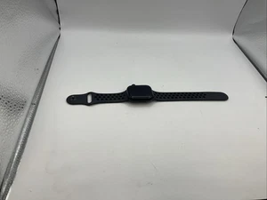 Apple Watch Series 7 41 mm (GPS + Cellulaire) Boîtier en aluminium - Très bon état - Photo 1 sur 3