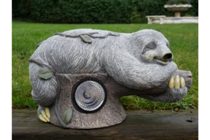 New Sloth With LED Solar Light Outdoor Garden Lawn Ornament Figure High Quality - Picture 1 of 9
