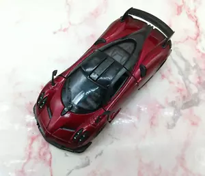 Kinsmart 1:38 Pagani Huayra auto pressofusa rosso sciolto - Foto 1 di 9