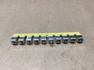 1052460000, Weidmuller,  JUMPER TERMINAL BLOCK 10 POSITION SCREW-IN #131L66 - Picture 1 of 2
