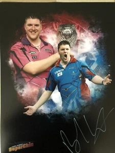 Dardos firmados por Daryl Gurney edición limitada fotografía con prueba fotográfica “SuperChin” - Imagen 1 de 2