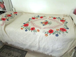 Beautiful Vintage Wedding Double BEDSPREAD Applique & Heavy Embroidery Near MINT - Picture 1 of 19