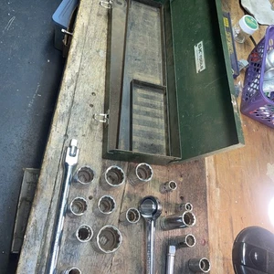 Barra de interruptor SK 41653 y trinquete 42470 + extensor de caja y 20 enchufes usados Wayne de colección - Imagen 1 de 13