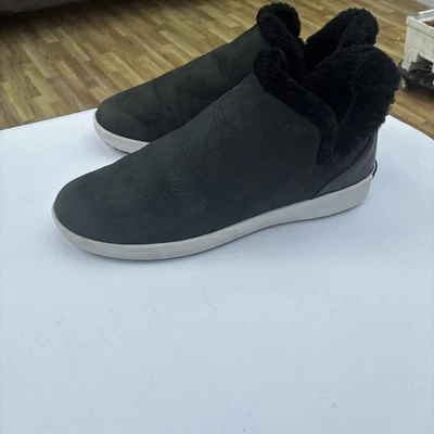 Women OLUKAI Black White Malua Hulu Shearling Lining Suede Booties Boots Size 10 - Image 1 of 4