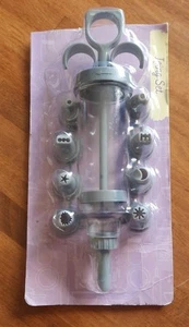 Icing Syringe and 9 Nozzles Set, Plastic Cake Decorating Kit - Picture 1 of 1