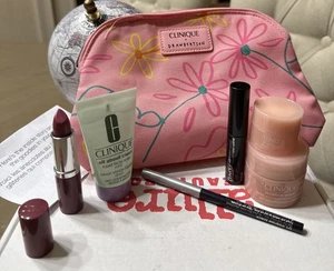 Clinique x Drawbertson Limited-Edition Makeup Case W/ 6piece Travel Set C3 - Picture 1 of 7